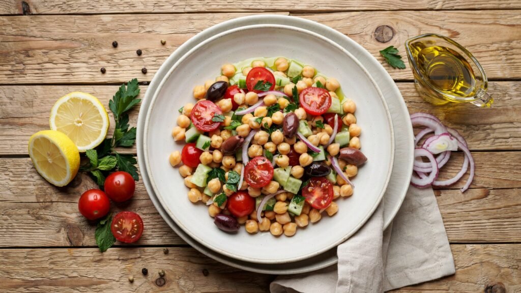 Best Ensalada de Garbanzos Near Me